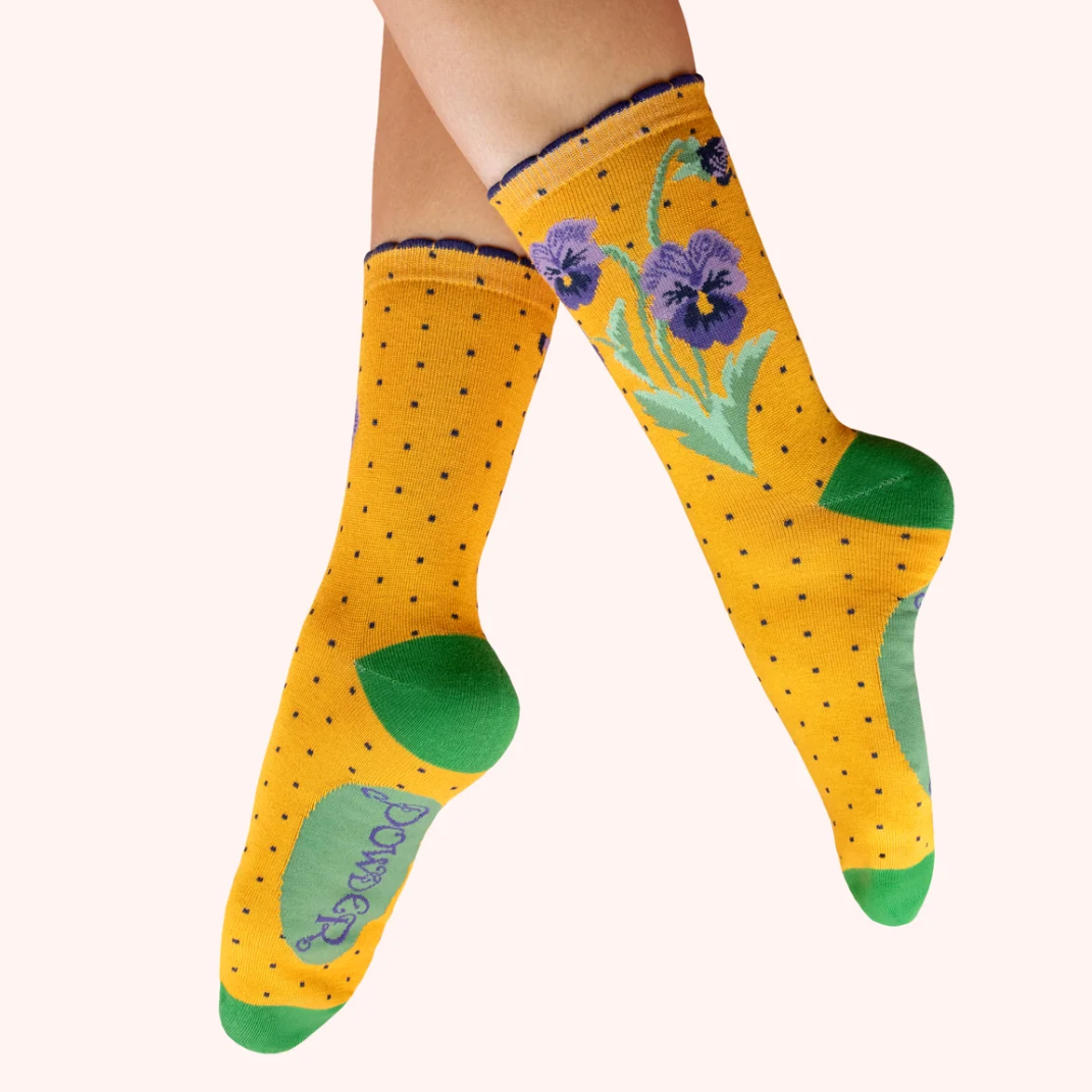Perfect Pansies Ankle Socks