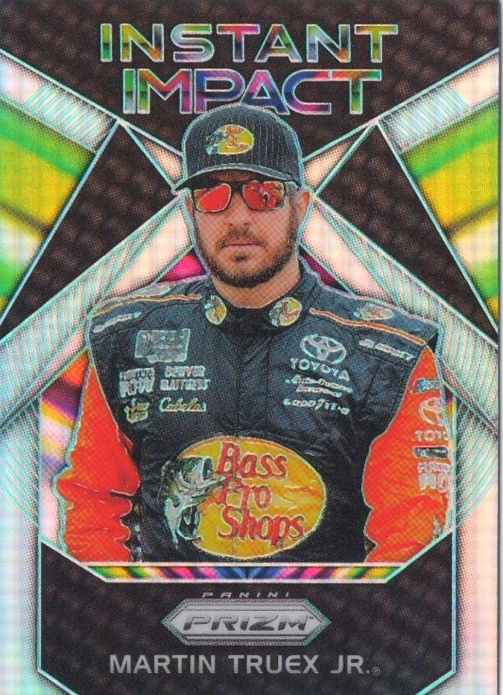 2018 Panini Prizm Racing MARTIN TRUEX JR Instant Impact Insert Silver Prizm #II-2