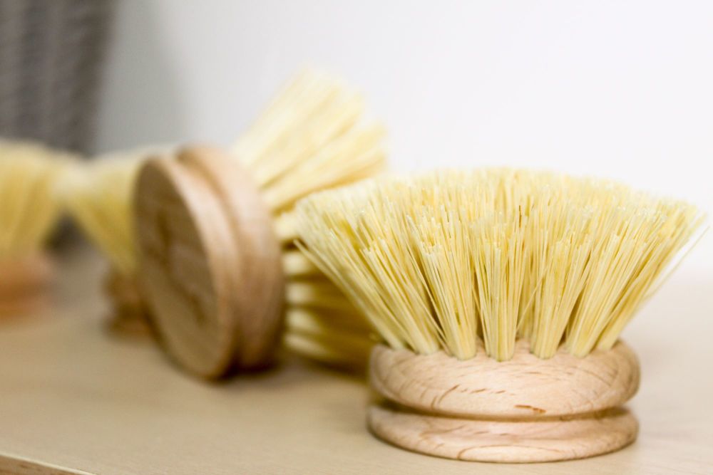 Wooden brush replacement head