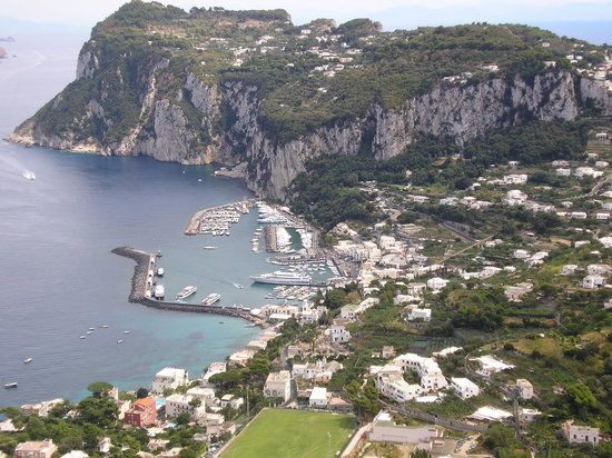 sorrento yoga retreat