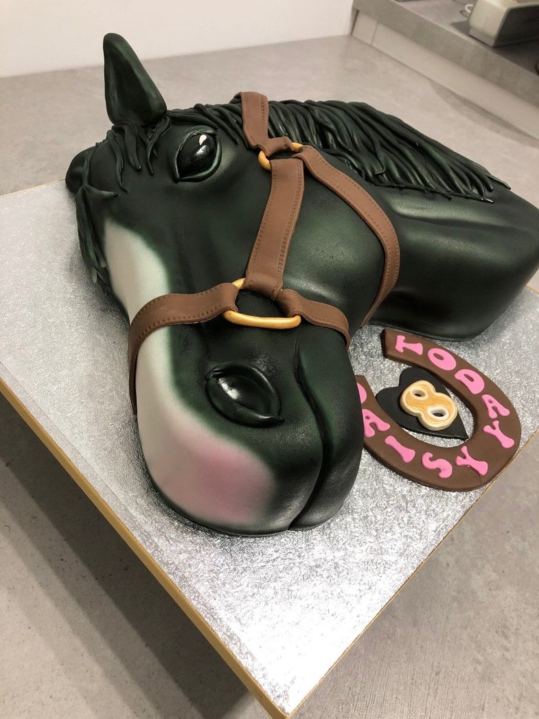 Horse's Head Birthday Cake