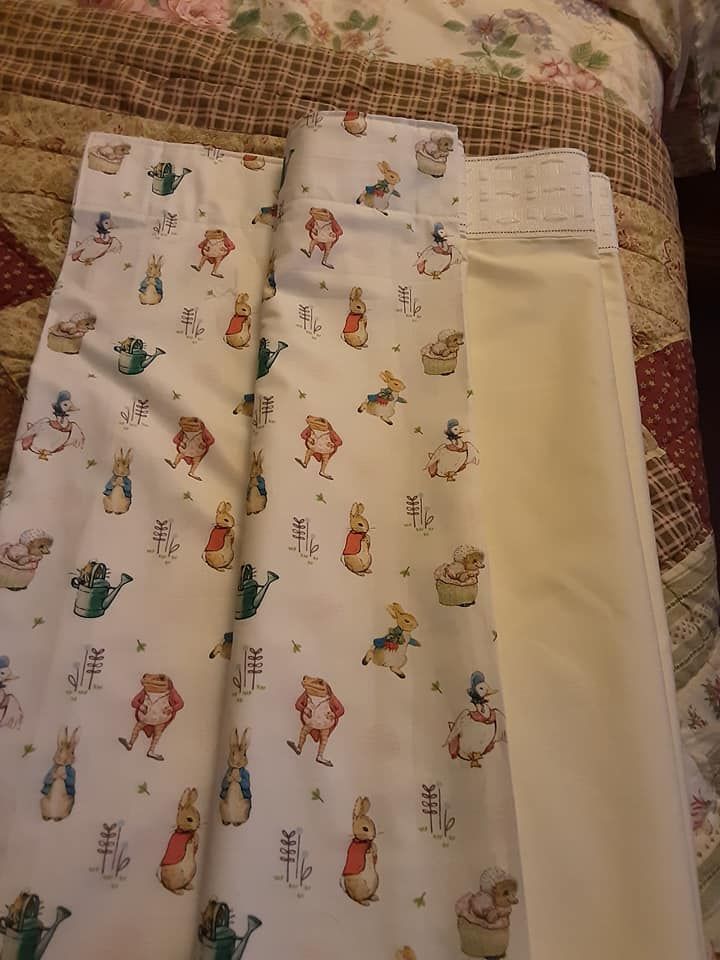 curtain peter