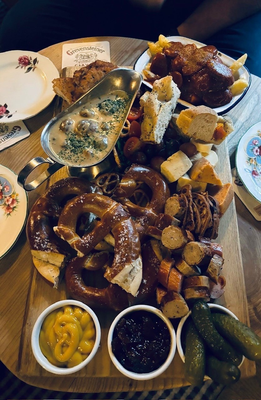 food the big weiner 2.jpg
