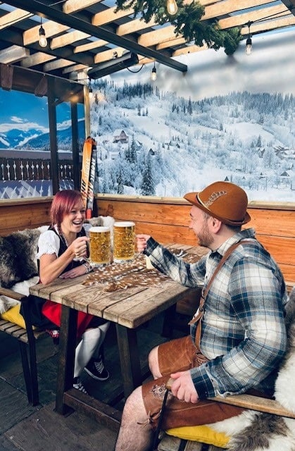 The Greyhound In at Christmas 2.jpg