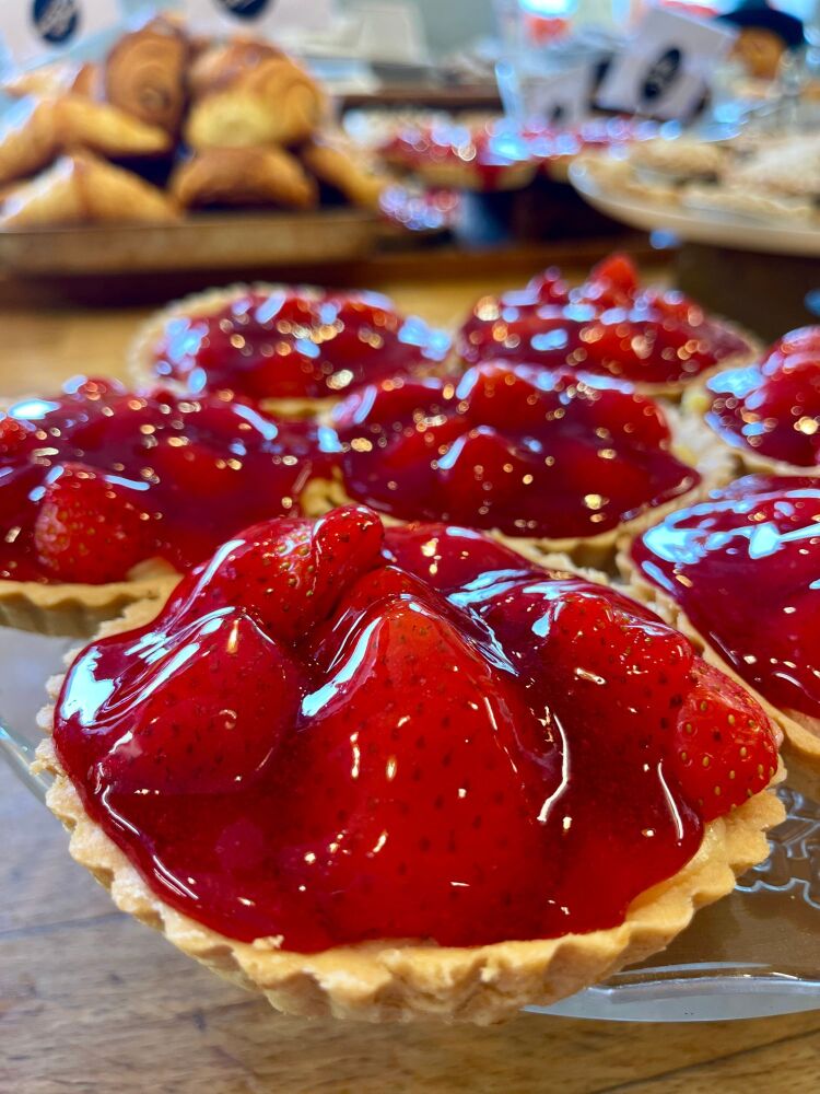 Strawberry tart