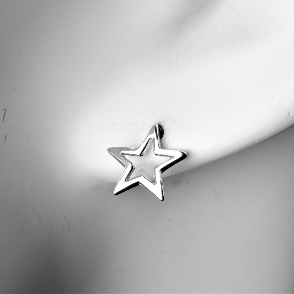 10mm sterling silver open star stud earrings, in a gift box