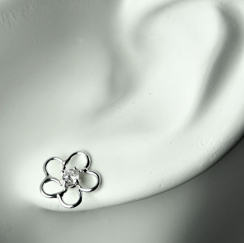 10.7mm sterling silver & Cubic Zirconia flower stud earrings, in a gift box