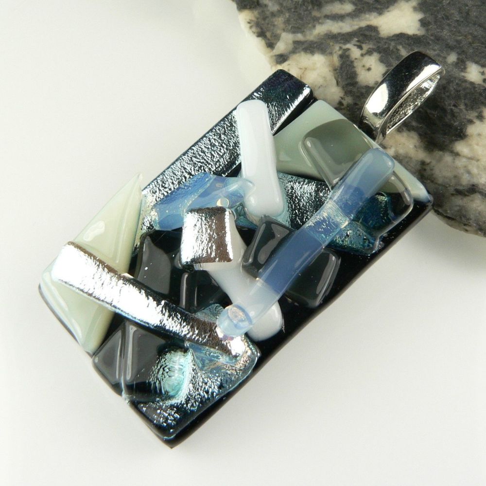 4.7cm monochrome textured Dichroic glass pendant, with leather cord & gift box (#30356)