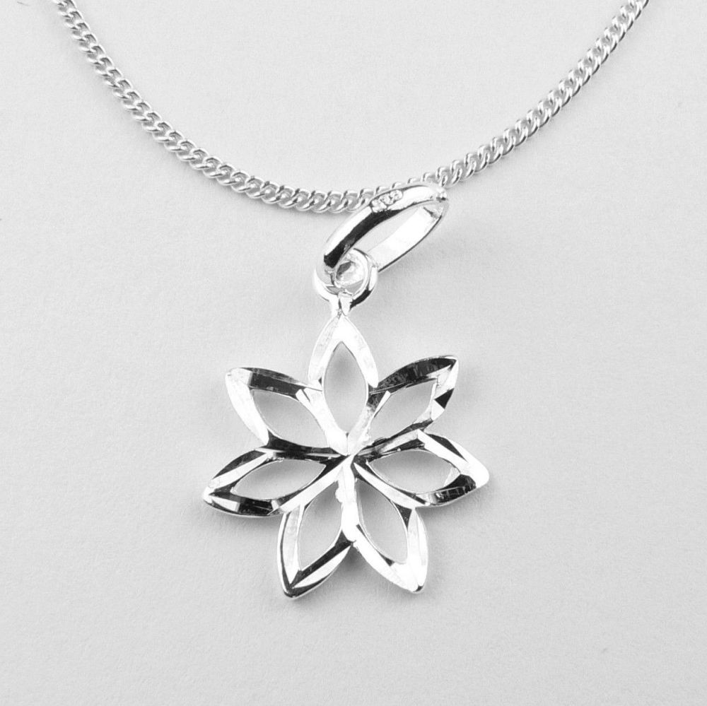 Sterling silver 13mm lily flower pendant, with/out 16" or 18" fine curb chain, in a gift box, with silver polishing cloth