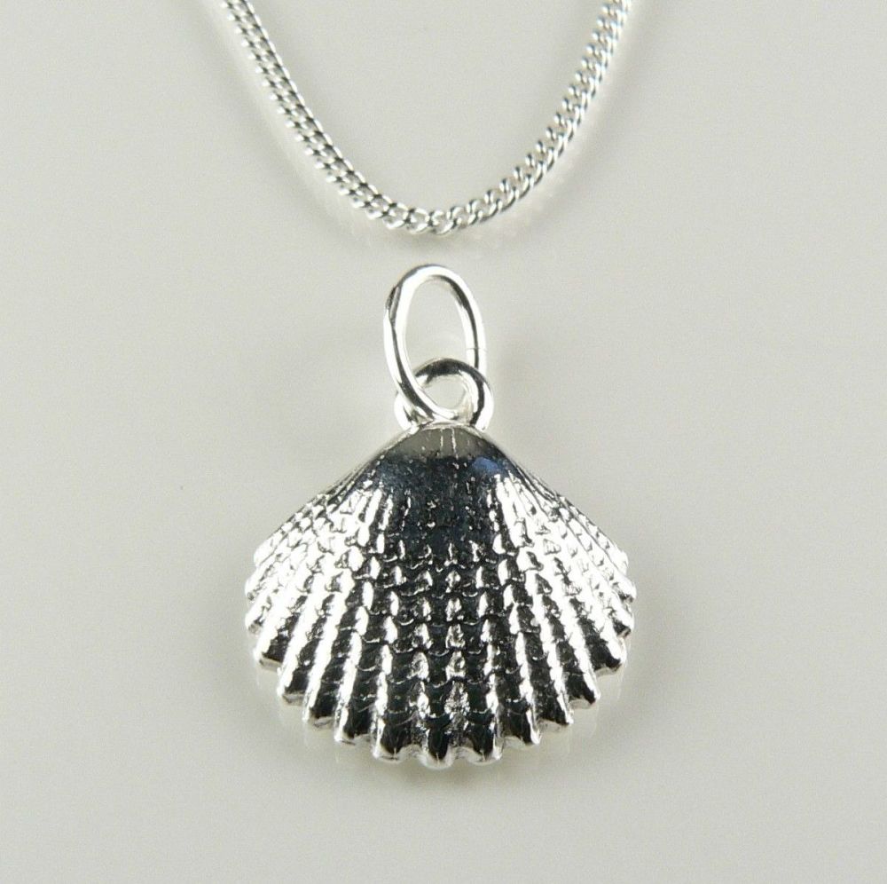 scallop shell pendant