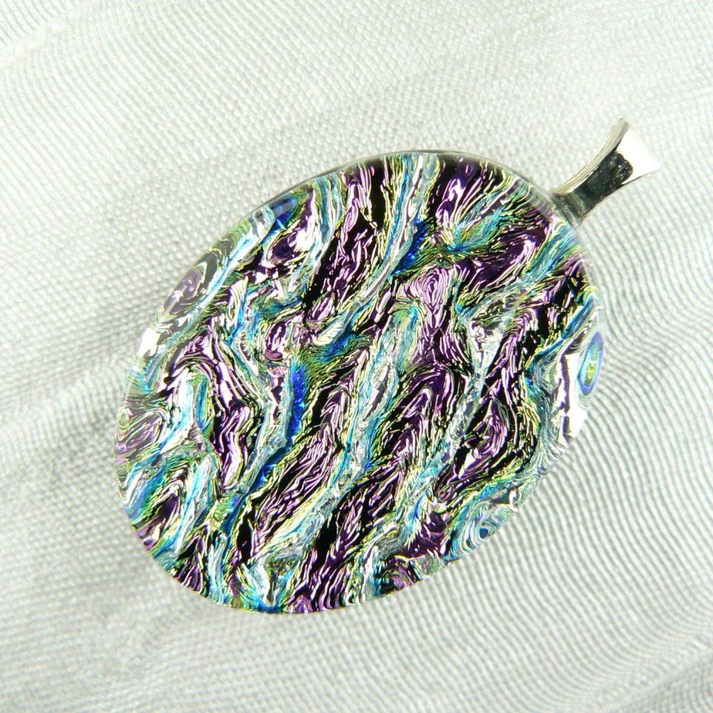 3.6cm Dichroic glass pendant, oval shaped, with leather cord & gift box (#20900)