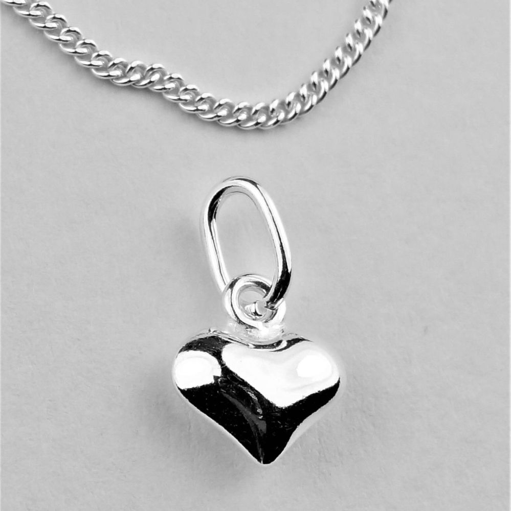 Sterling silver 6mm puffed heart necklace, with a 16" or 18" fine curb chain, in a gift box, silver polishing cloth