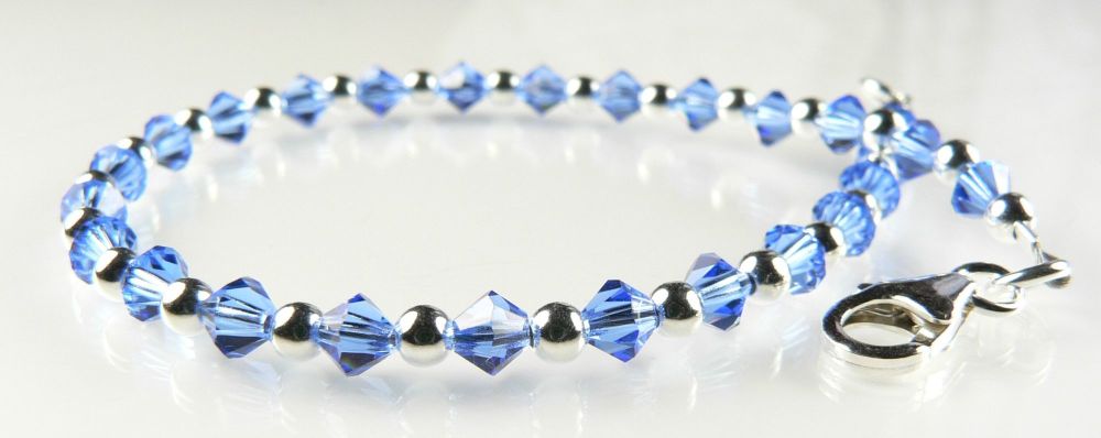 blue Sapphire Preciosa beaded bracelet