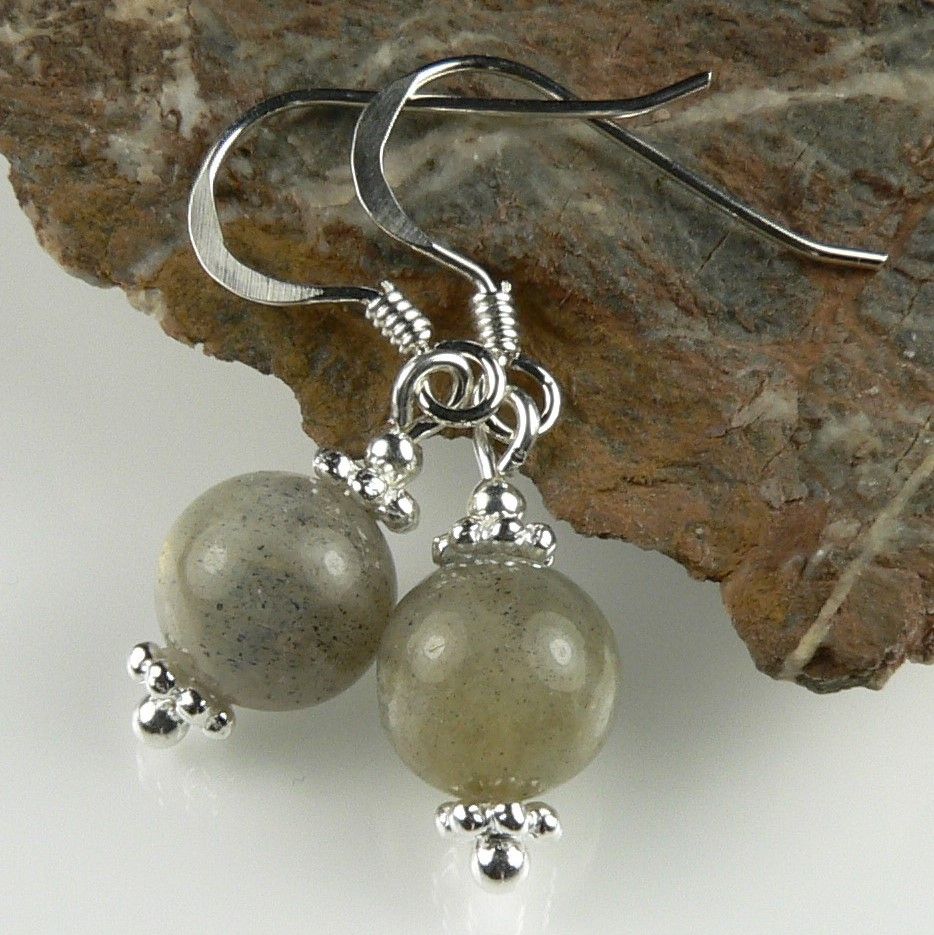 Sterling silver & 8mm (+/-) Labradorite semi-precious stone & daisies drop earrings, in a gift box