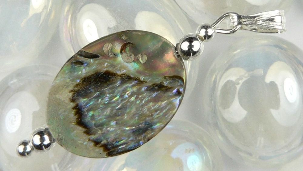 Sterling silver Abalone shell double sided pendant in a gift box (shell 16x12mm +/-) (#10999)