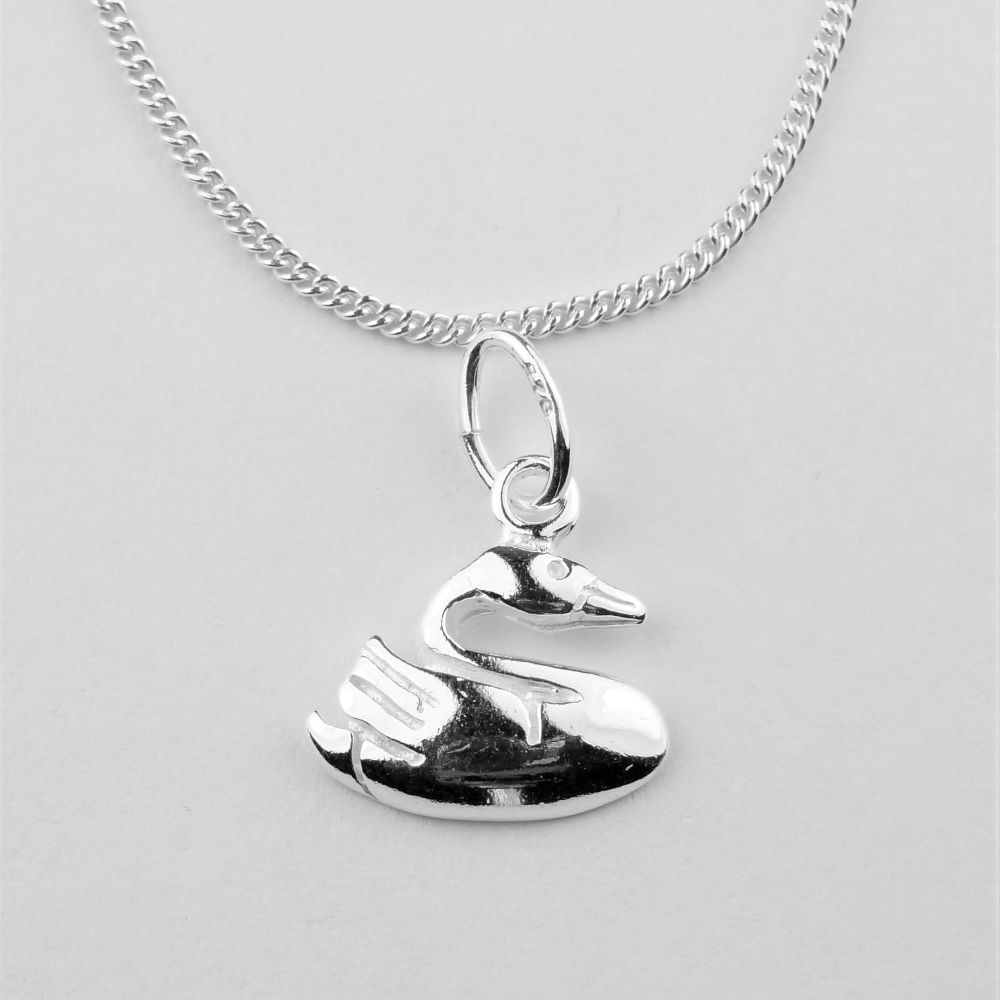 Sterling silver 11mm swan necklace with a 16