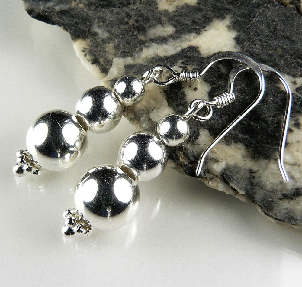 Sterling silver drop earrings, on either fish or kidney wires, in a gift box - beads 8mm, 6mm 4mm & daisies (ref 30160)