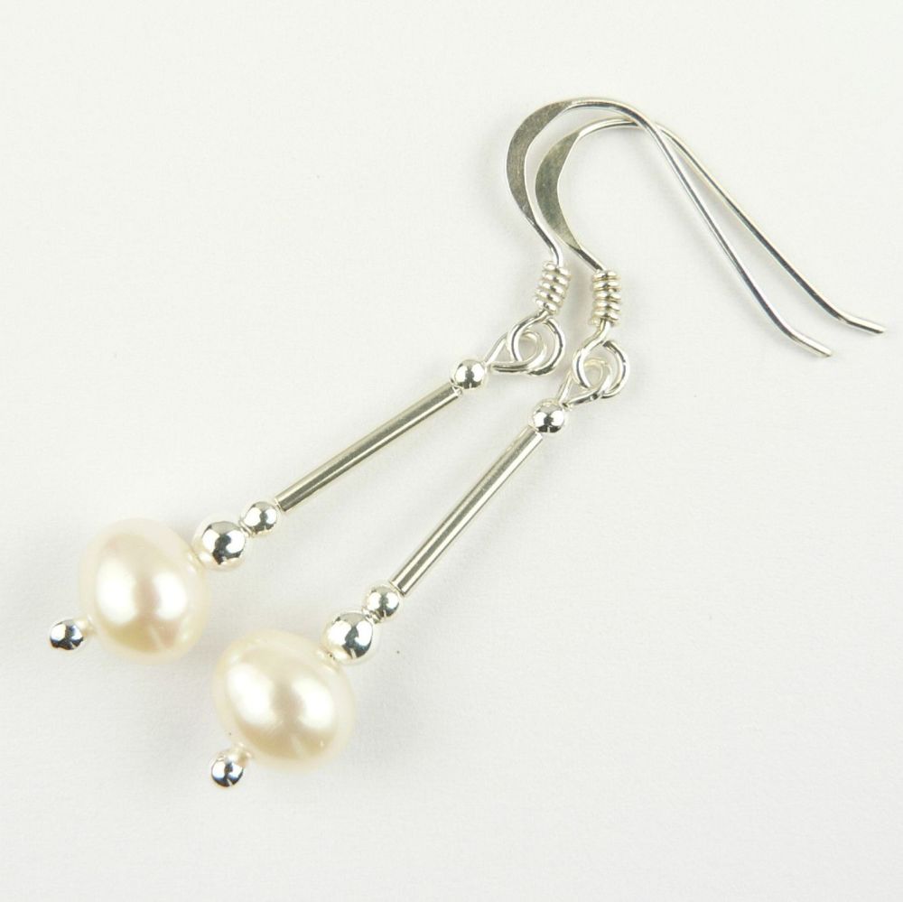 Sterling silver freshwater potato pearl drop earrings, in a gift box (L)