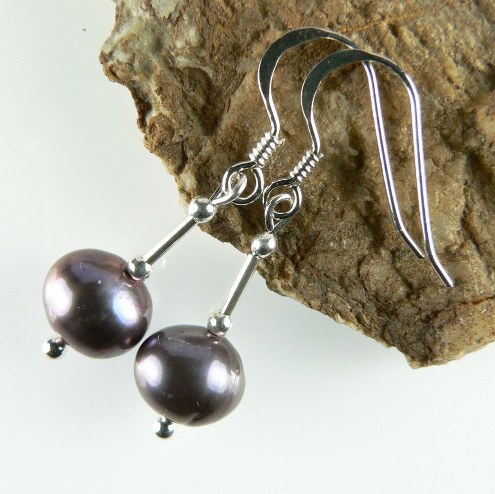 freshwater pearl earrings peacock dyed