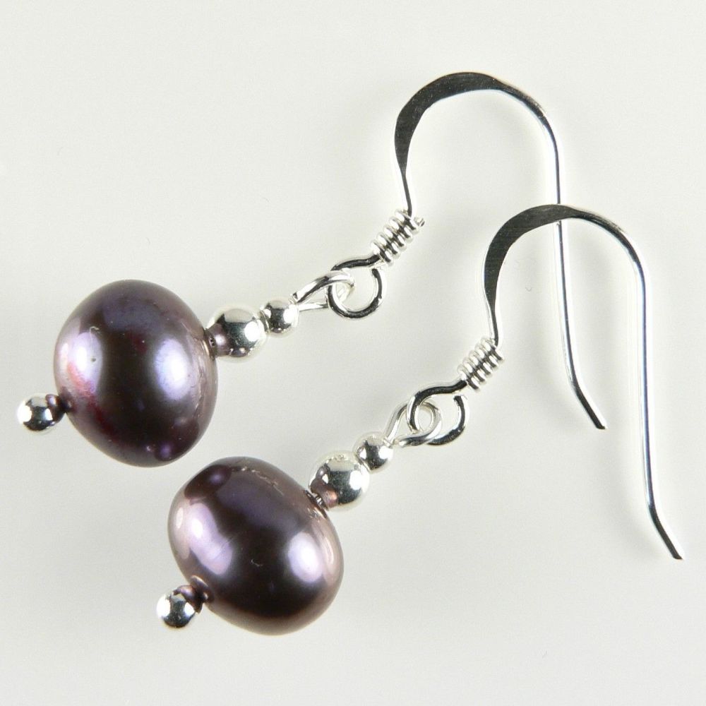 Sterling silver 7.5mm (+/-) freshwater pearl drop earrings, in a gift box (