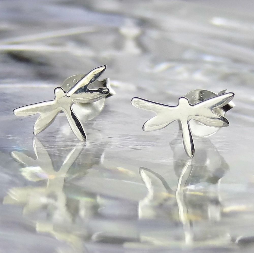 9.5x5.5mm sterling silver dragonfly stud earrings, in a gift box