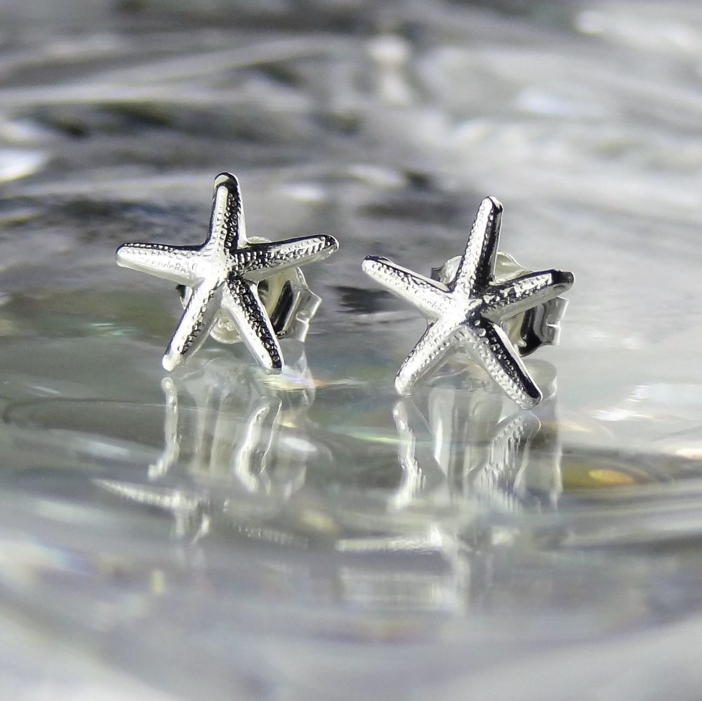8mm sterling silver starfish stud earrings, in a gift box