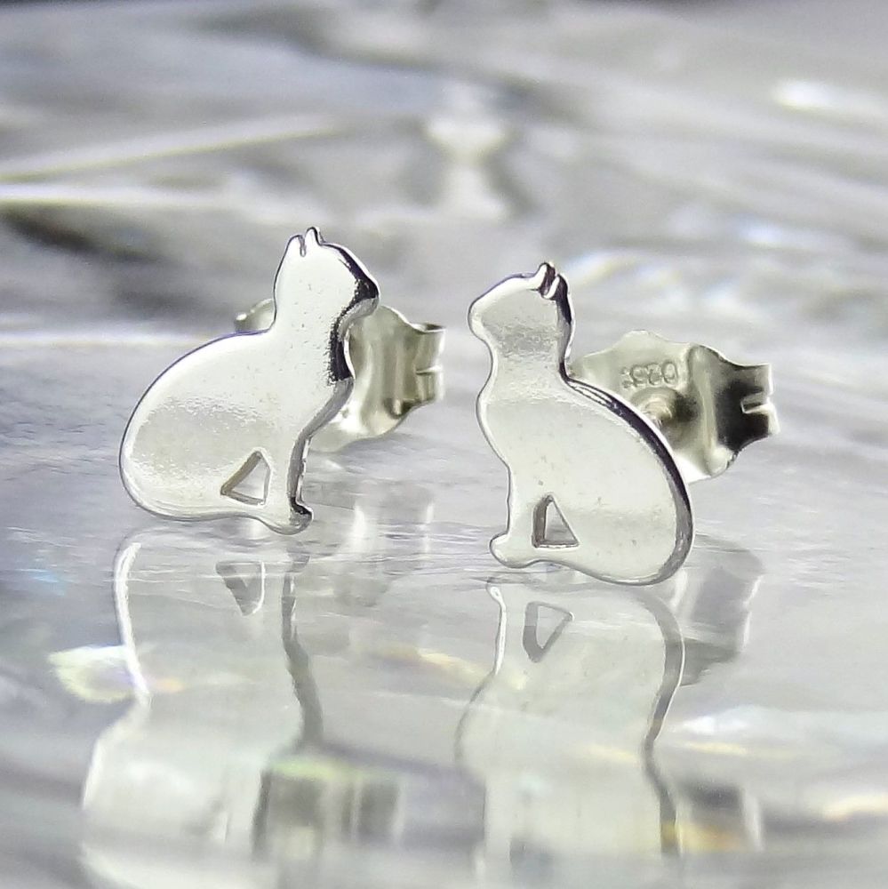 8x5mm sterling silver cat stud earrings, in a gift box
