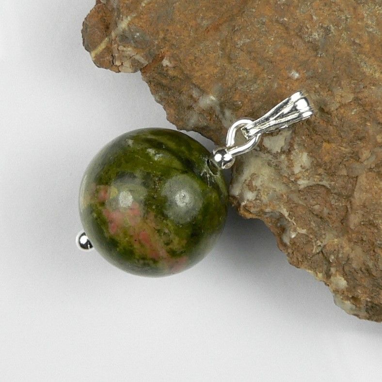 Sterling silver 12mm (+/-) Unakite semi-precious stone pendant, with optional chain, in a gift box