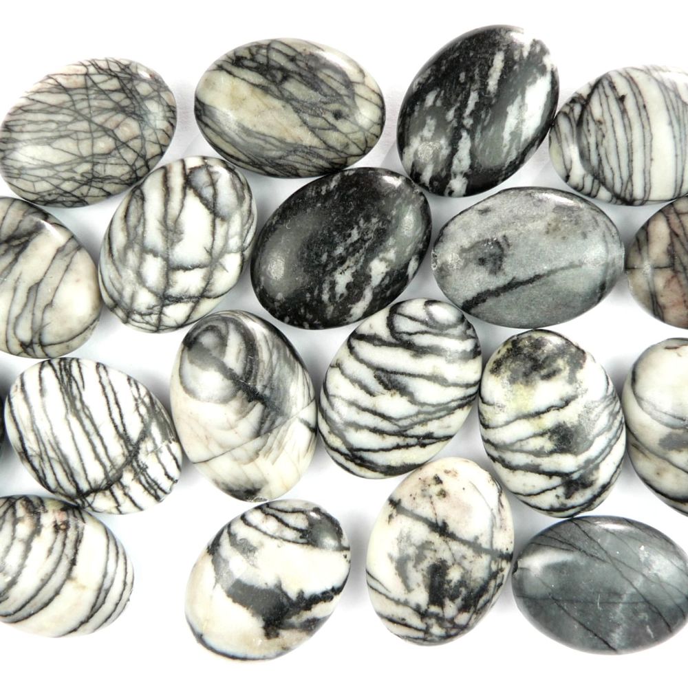 Sterling silver 15x20mm (+/-) oval Black Veined Jasper semi-precious stone pendant, with optional chain or leather cord, in a gift box