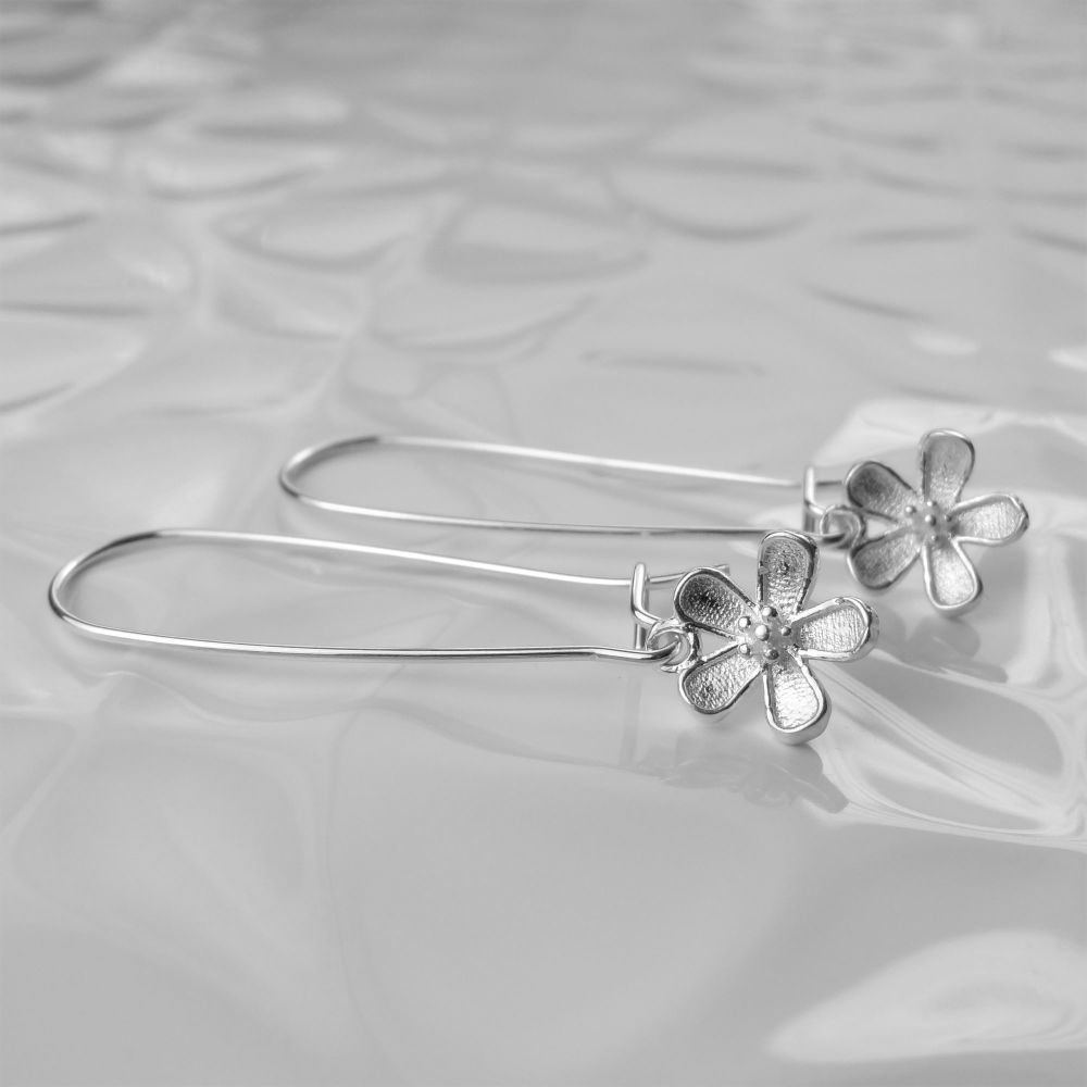 Sterling silver 10mm flowers on sterling silver 35mm kidney wires, in a gift box
