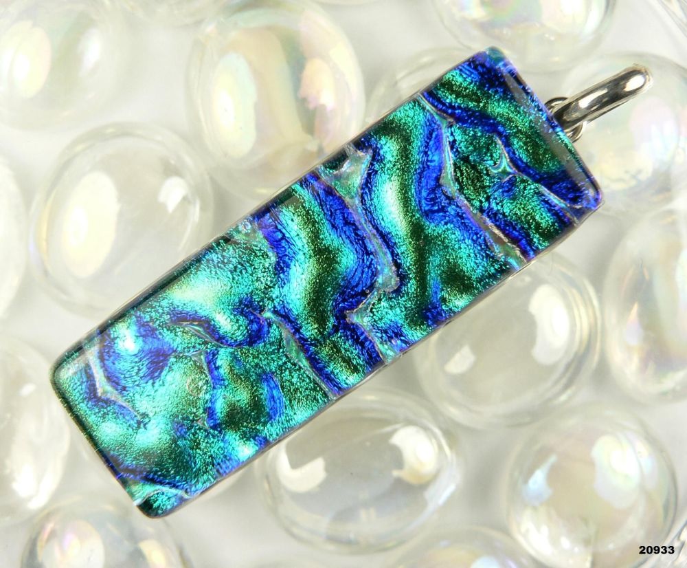 4.8cm green & blue sterling silver Dichroic glass pendant