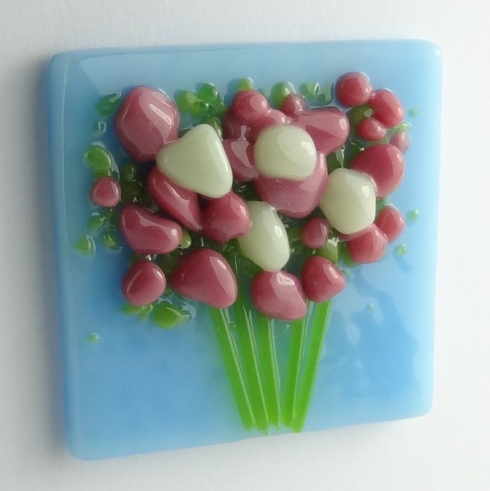 Handmade fused glass art greeting card, any occasion ~ pink & white flowers, floral, bouquet ~ 4x4 inch card, 1.5 inch (+/-) glass (#280)