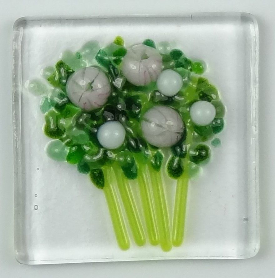 Handmade fused glass art greeting card, any occasion ~ pink & white flowers, floral, bouquet ~ 4x4 inch card, 1.5 inch (+/-) glass (#610)