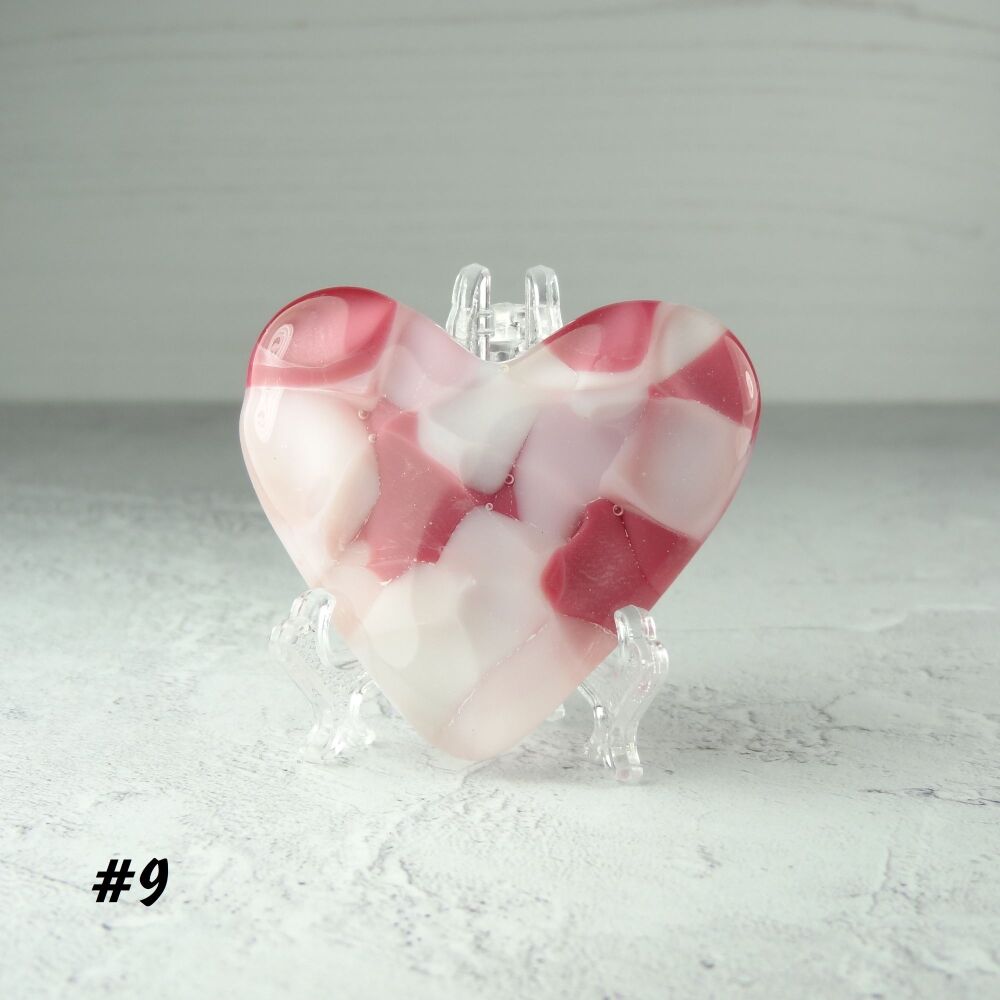 Handcrafted pink fused glass heart with a stand - 5 cm (+/-) heart (#9)