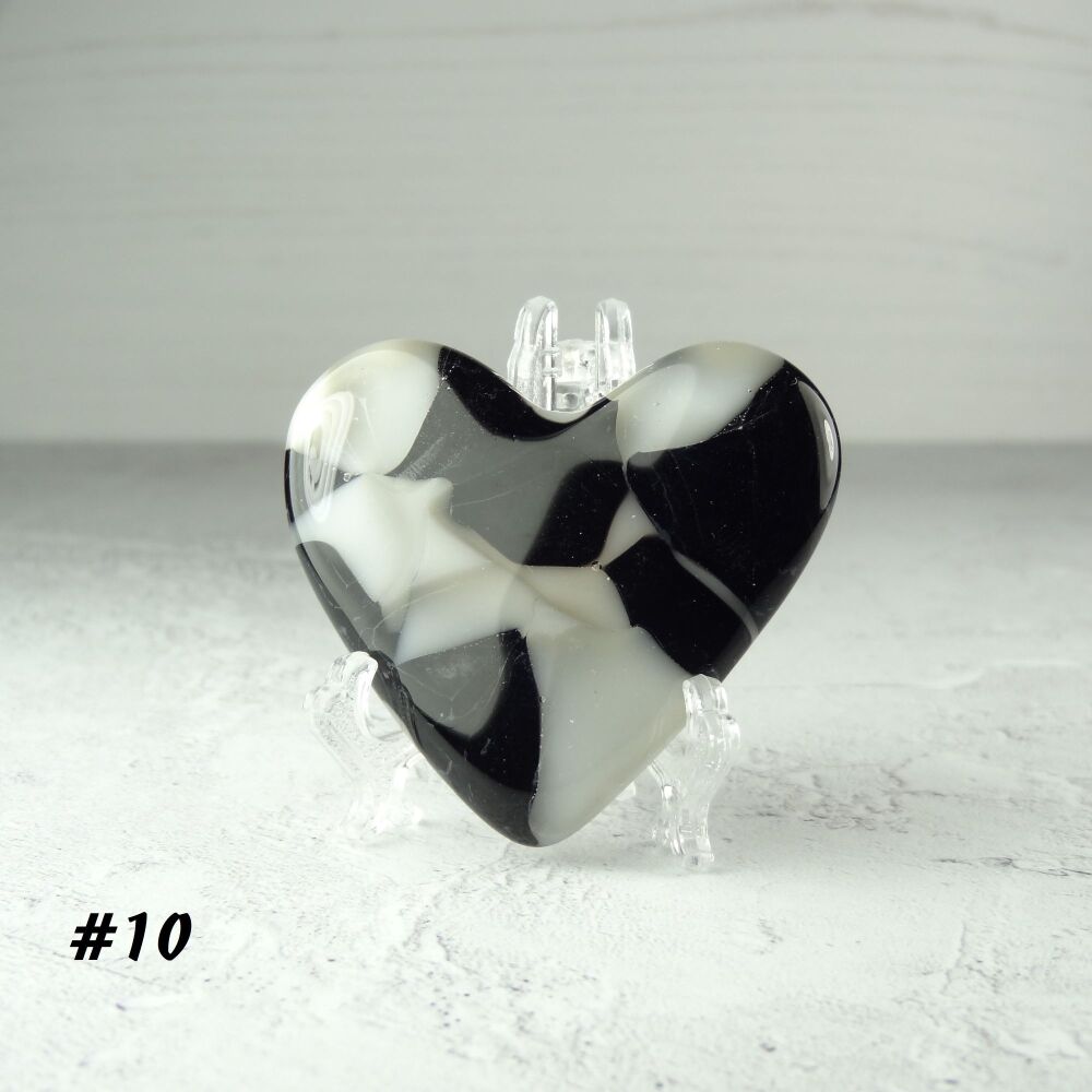 Handcrafted black and vanilla fused glass heart with a stand - 5 cm (+/-) heart (#10)