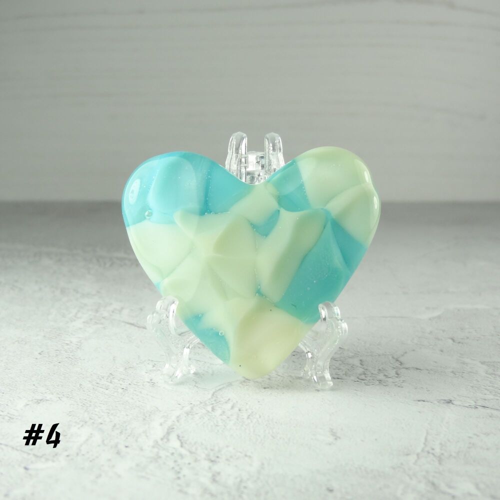 Handcrafted turquoise & vanilla fused glass heart with a stand - 5 cm (+/-)