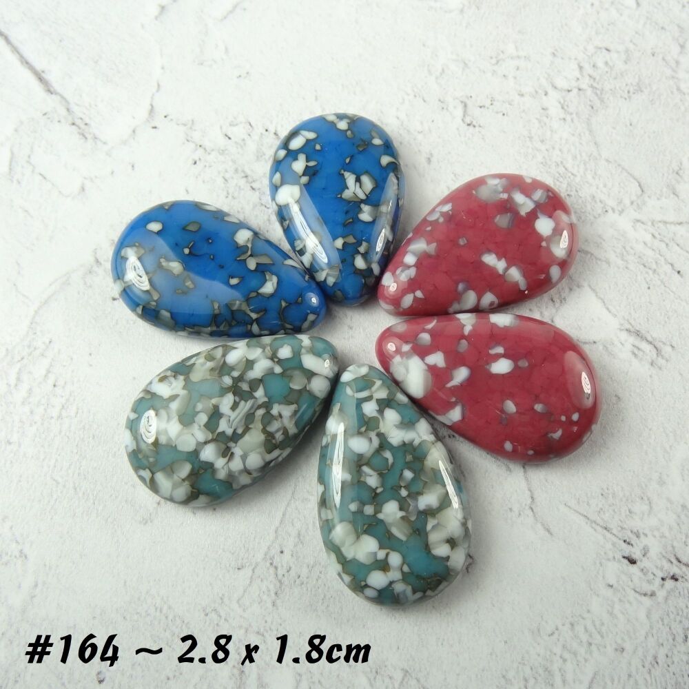 6 handcrafted fused glass 2.8 x 1.8cm teardrop cabochons, perfect for jewellery making or crafting - blue turquoise pink (#164)