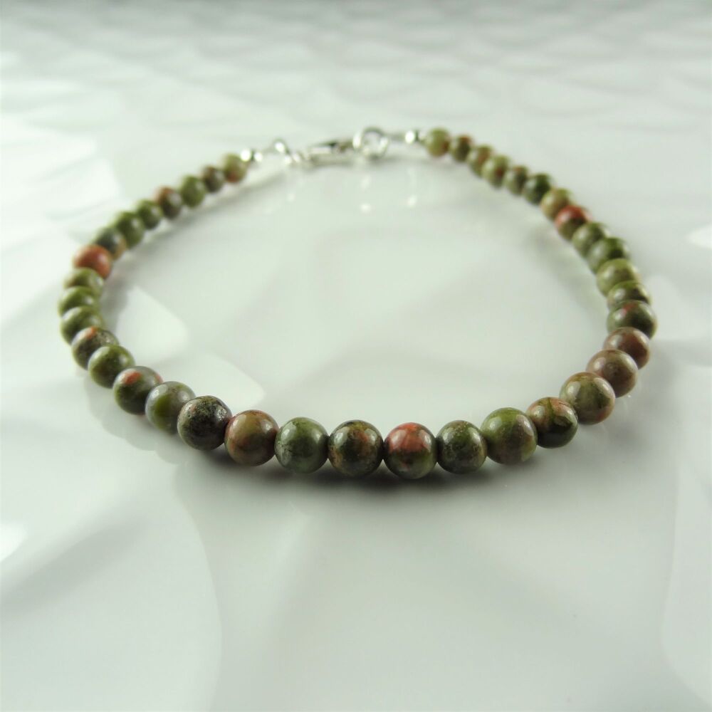 Sterling silver & 4mm (+/-) green and red Unakite semi-precious stone beaded bracelet with lobster clasp, in a gift box