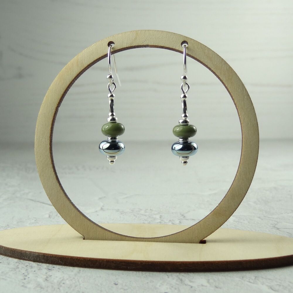 Green & metallic handcrafted artisan lampwork glass drop sterling silver earrings on french wires with twists (#164)