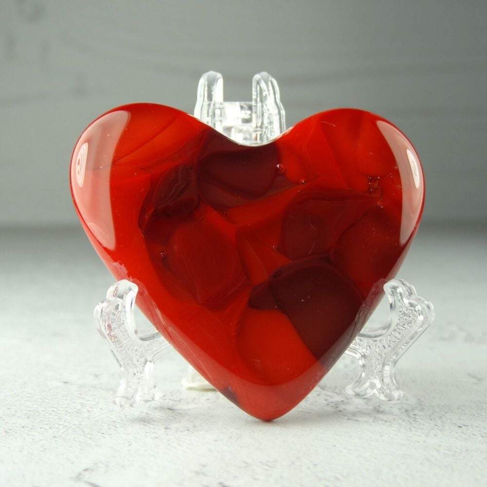 Handcrafted red fused glass heart with a stand - 5 cm (+/-) heart (#405)