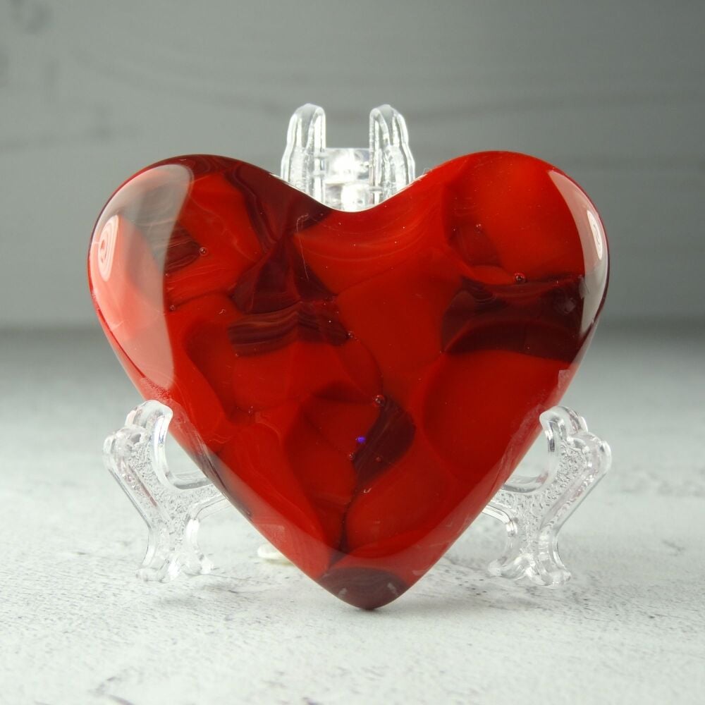 Handcrafted deep red fused glass heart with a stand - 5 cm (+/-) heart (#398)