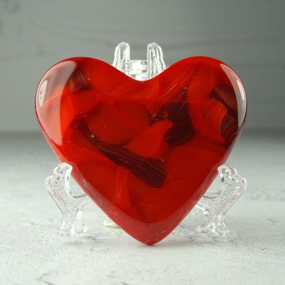 Handcrafted deep red fused glass heart with a stand - 5 cm (+/-) heart (#400)