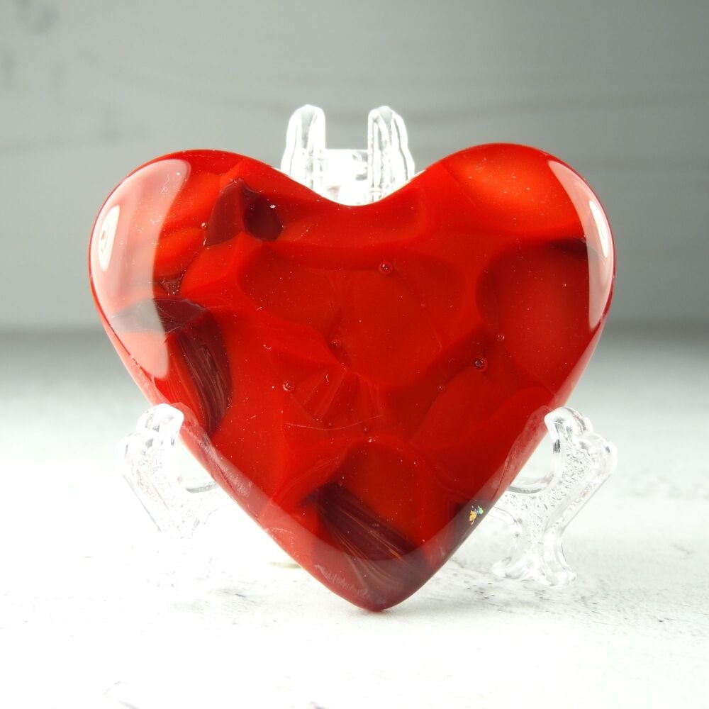 Handcrafted deep red fused glass heart with a stand - 5 cm (+/-) heart (#424)