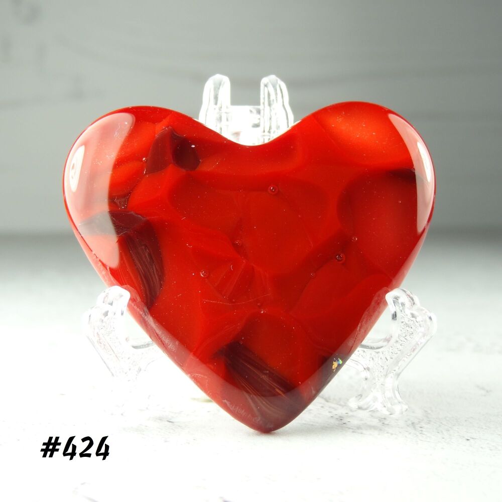 Handcrafted red fused glass heart with a stand - 5 cm (+/-) heart (#424)