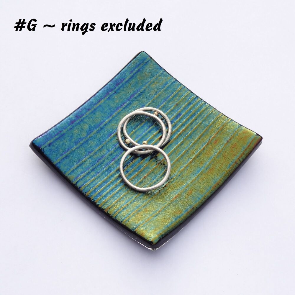 Handcrafted textured/iridescent bullseye fused glass ring trinket dish tea light holder or ornament to display, 6.5cm square, 6mm thick (#G)