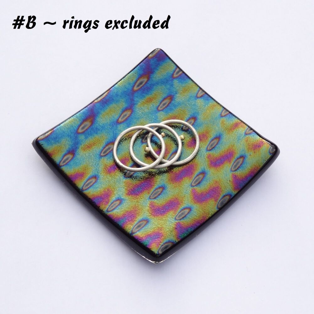 Handcrafted iridescent bullseye fused glass ring trinket dish tea light holder or ornament to display, 6.5cm square, 6mm thick (#B)