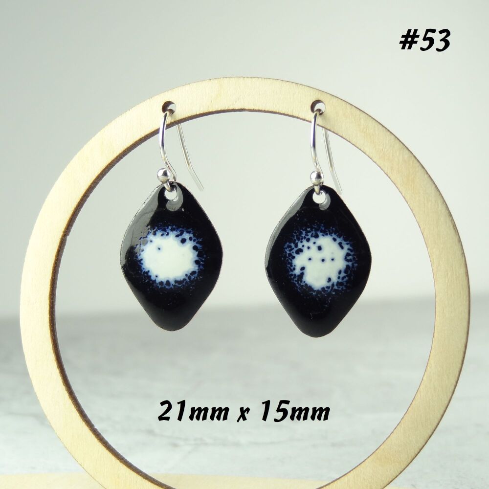 Handcrafted dark blue/ivory curvy rhomboid glass enamelled copper drop earrings, 21x15mm, on sterling silver wires, in a gift box (#53)