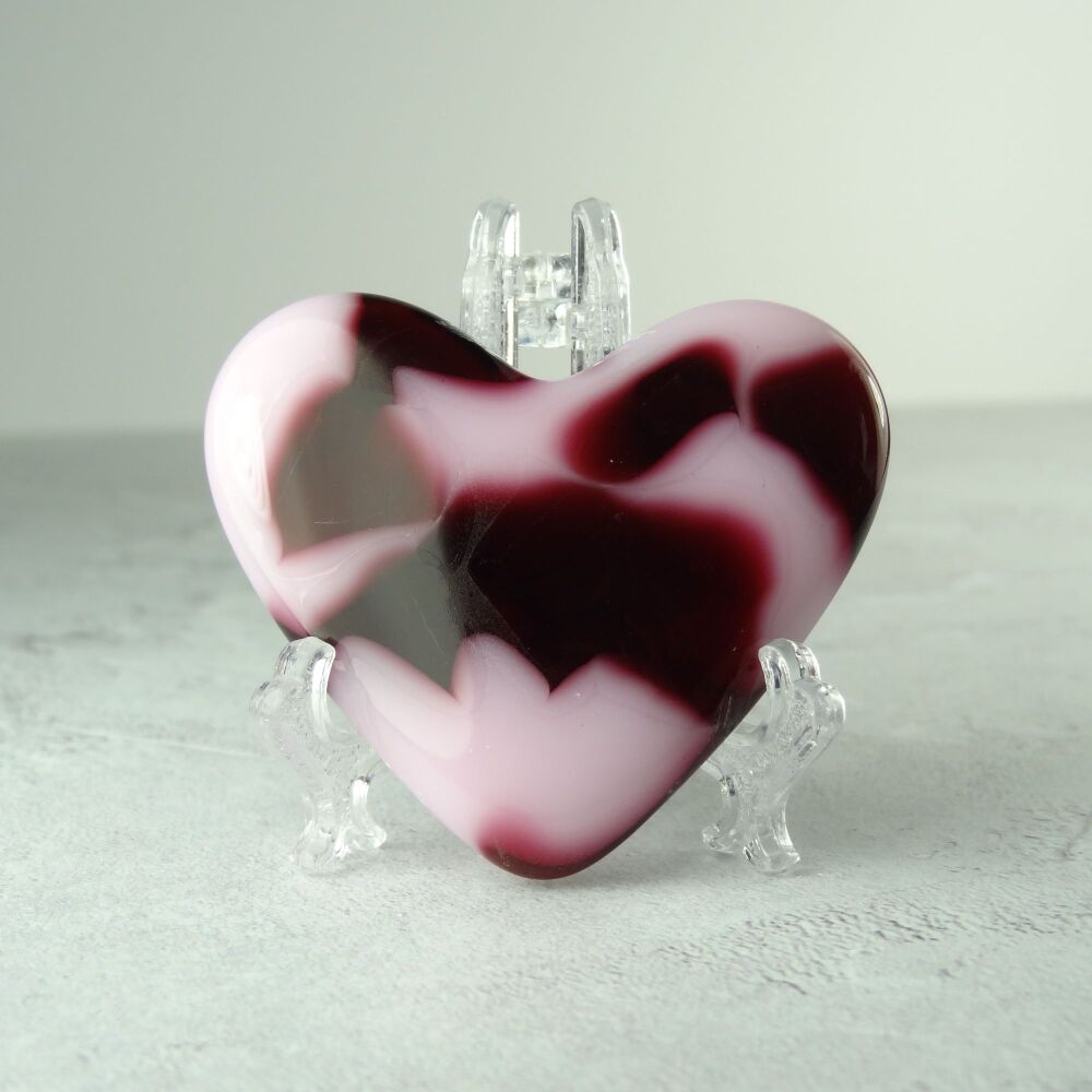 Handcrafted pink fused glass heart with a stand - 5 cm (+/-) (#0015)