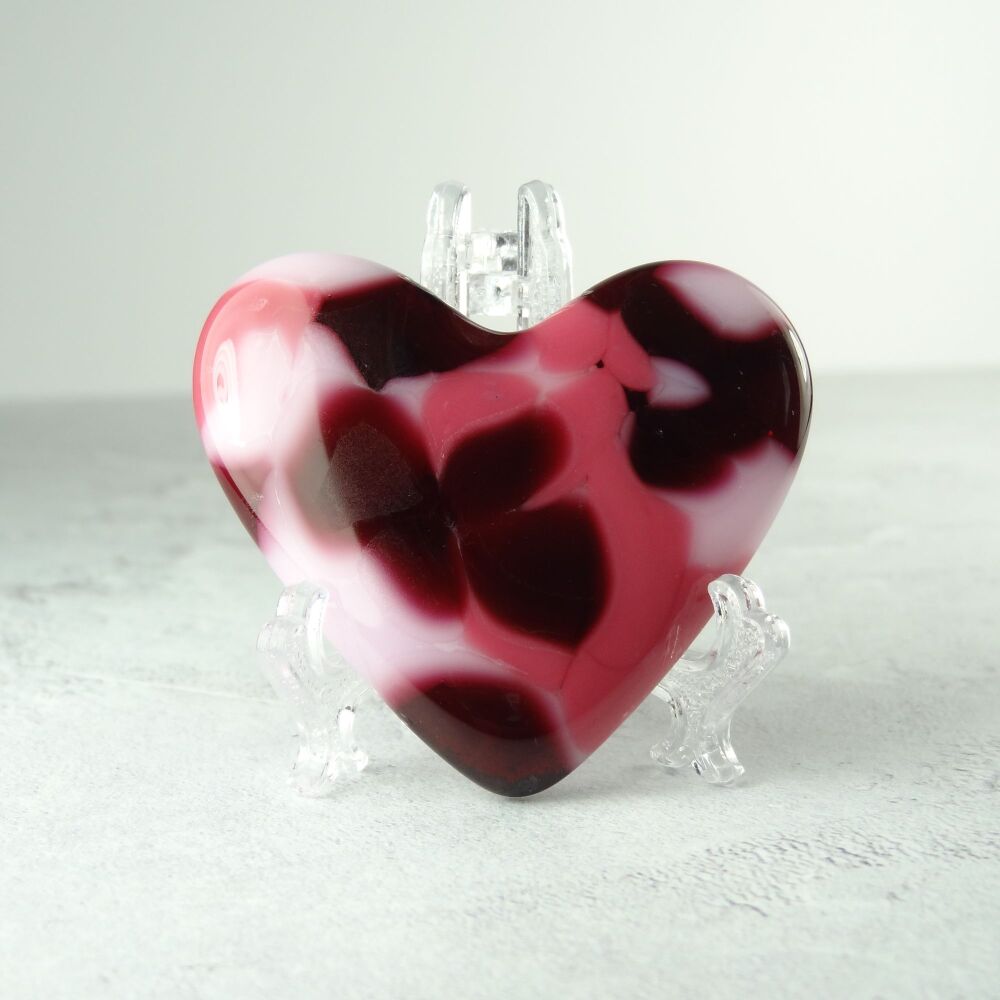 Handcrafted pink fused glass heart with a stand - 5 cm (+/-) (#0014)