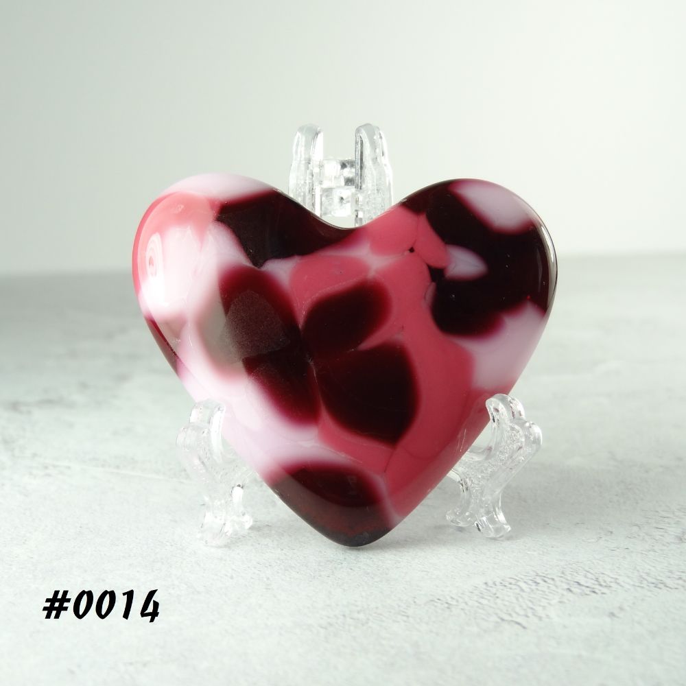 FUSED GLASS HEARTS WITH A STAND